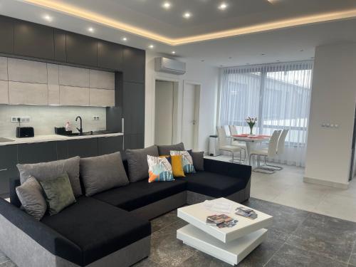 Exkluzív panorámás lakás Pécs (Exkluziv panoramas lakas Pecs) in โรคุสดอมบ์ Exkluzív panorámás lakás Pécs (Exkluziv panoramas lakas Pecs) in โรคุสดอมบ์