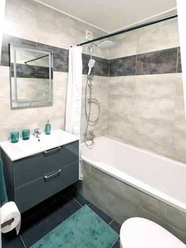 Comfy stay in modern 2-bdr apartment near downtown in Esch Sur Alzette Comfy stay in modern 2-bdr apartment near downtown in Esch Sur Alzette