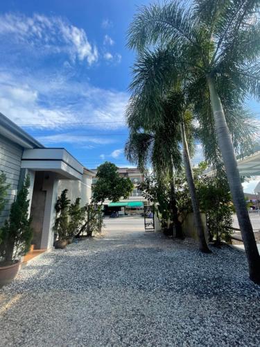 Darabbit home near Pattaya Sheep Farm Darabbit home near Pattaya Sheep Farm