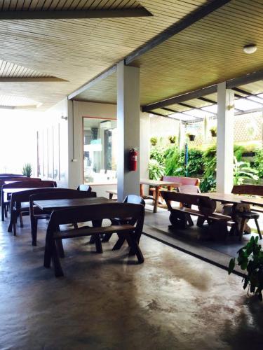 Prachuap Beach Hotel in Prachuap Khiri Khan Prachuap Beach Hotel in Prachuap Khiri Khan