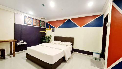 Pine Lodge BY EVR Previously YSS indrawasih