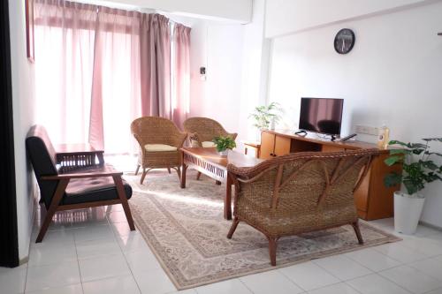 Attractions, Inap Desa Chempaka, Golden Straits Villa in Kampung Bagan Pinang Attractions, Inap Desa Chempaka, Golden Straits Villa in Kampung Bagan Pinang