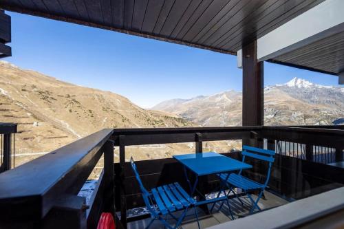 Au 6eme ciel Tignes 2100m - Vue Lac & Montagnes - Proche pistes - 2 adultes et 2 enfants in Tignes Au 6eme ciel Tignes 2100m - Vue Lac & Montagnes - Proche pistes - 2 adultes et 2 enfants in Tignes