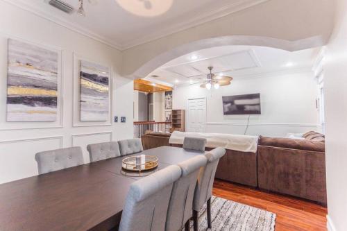 Private Oasis near Springs with King Bd and Pool Table in แอปอปก้า Private Oasis near Springs with King Bd and Pool Table in แอปอปก้า