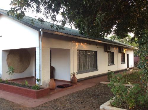 Intrare, Tabonina Guesthouse in Livingstone Intrare, Tabonina Guesthouse in Livingstone