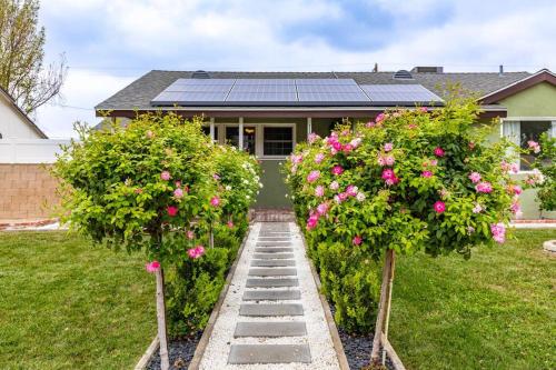 Goode Homes Luxury Family Home in Santa Clarita Goode Homes Luxury Family Home in Santa Clarita