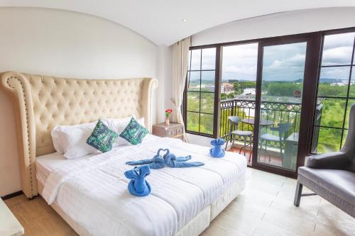 Balcony/terrace, Venetian Signature Condo Resort Pattaya near Jurassic Garden Balcony/terrace, Venetian Signature Condo Resort Pattaya near Jurassic Garden