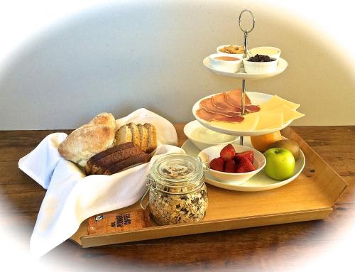 Food and beverages, Artica Art & Accommodation in Port Chalmers Food and beverages, Artica Art & Accommodation in Port Chalmers