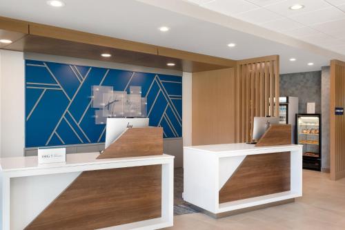 A szálláshely kívülről, Holiday Inn Express And Suites Alton St Louis Area By IHG in Alton A szálláshely kívülről, Holiday Inn Express And Suites Alton St Louis Area By IHG in Alton