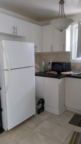 Multiple Fair Price Great Amenities Rooms in Richmond Hill Multiple Fair Price Great Amenities Rooms in Richmond Hill