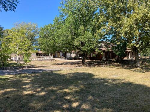 Kert, Chez Mike in Lalbenque Kert, Chez Mike in Lalbenque