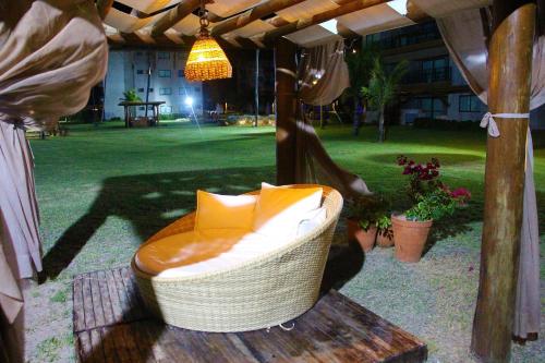 La Fleur Polinesia Resort, Porto de Galinhas, 2 quartos, 1 suite, 73m2, acesso ao hotel Samoa (Polinesia Resort - Porto de Galinhas - Apartamentos com somente 1 opcao de Terreo com Piscina Privat) in Muro Alto Beach La Fleur Polinesia Resort, Porto de Galinhas, 2 quartos, 1 suite, 73m2, acesso ao hotel Samoa (Polinesia Resort - Porto de Galinhas - Apartamentos com somente 1 opcao de Terreo com Piscina Privat) in Muro Alto Beach