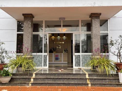 Pintu masuk, Thúy Tiên Hotel LC - by BAY LUXURY (Thuy Tien Hotel LC - by BAY LUXURY) in Lai Chau Pintu masuk, Thúy Tiên Hotel LC - by BAY LUXURY (Thuy Tien Hotel LC - by BAY LUXURY) in Lai Chau