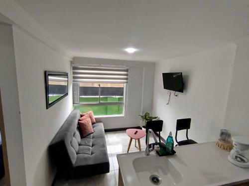 Acogedor apartamento 2 habitaciones cerca al centro de Bogotá (Acogedor apartamento 2 habitaciones cerca al centro de Bogota) in Pietūs (Gyvenamoji-pramoninė teritorija) Acogedor apartamento 2 habitaciones cerca al centro de Bogotá (Acogedor apartamento 2 habitaciones cerca al centro de Bogota) in Pietūs (Gyvenamoji-pramoninė teritorija)