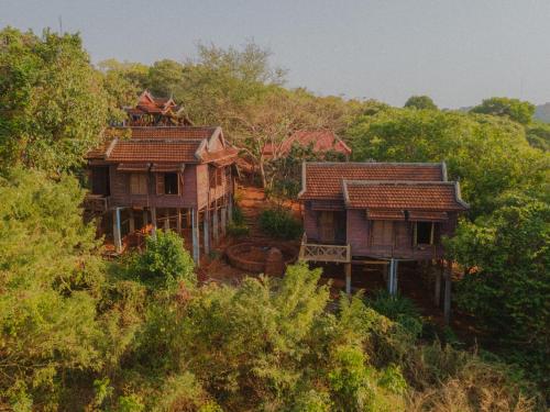 Garden, Garden View Lodge & Jungle Tour in Beung Kan Seng Garden, Garden View Lodge & Jungle Tour in Beung Kan Seng