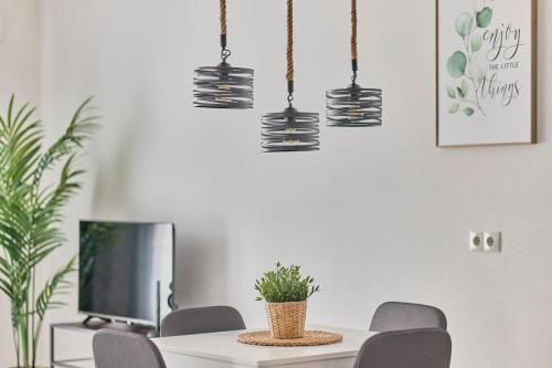 Zentral und ruhig Netflix Balkon Parkplatz in بروشسال Zentral und ruhig Netflix Balkon Parkplatz in بروشسال