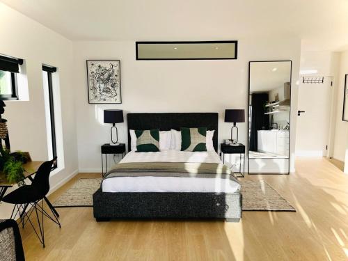 Stroll to Scarborough Beach, Rooibokkie Studio 1