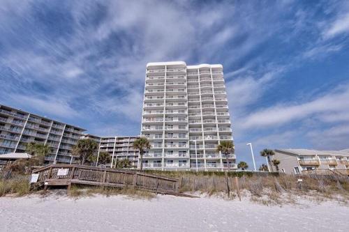 Tradewinds 708 by Vacation Homes Collection in Orange Beach (AL) Tradewinds 708 by Vacation Homes Collection in Orange Beach (AL)