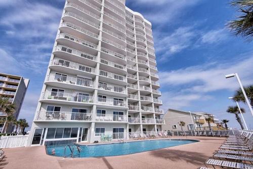 Tradewinds 708 by Vacation Homes Collection in Orange Beach (AL) Tradewinds 708 by Vacation Homes Collection in Orange Beach (AL)