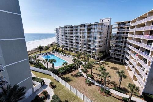 Tradewinds 708 by Vacation Homes Collection in Orange Beach (AL) Tradewinds 708 by Vacation Homes Collection in Orange Beach (AL)