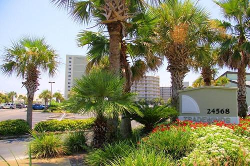 Tradewinds 708 by Vacation Homes Collection in Orange Beach (AL) Tradewinds 708 by Vacation Homes Collection in Orange Beach (AL)