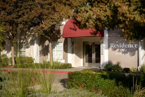 A szálláshely kívülről, Residence Inn Pleasanton in Pleasanton A szálláshely kívülről, Residence Inn Pleasanton in Pleasanton