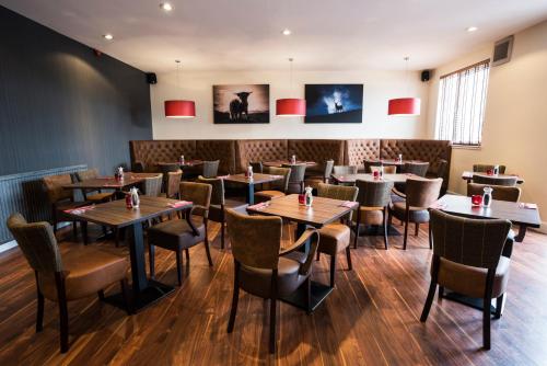 Bar/lounge, Douglas Arms Hotel in Banchory Bar/lounge, Douglas Arms Hotel in Banchory
