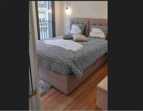 Central one bedroom apartment w FREE Parking &Terrace