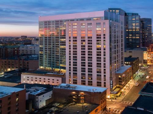 This photo about Global Luxury Suites at China Town shared on HyHotel.com