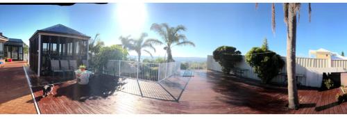 Lakeside Retreat in Joondalup Lakeside Retreat in Joondalup