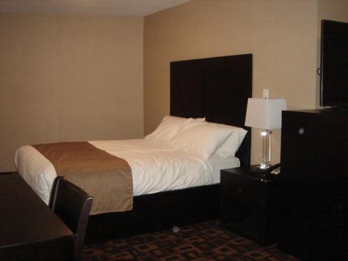 This photo about Chinook Inn shared on HyHotel.com