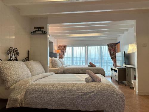 Lamma Bali in Lamma Island Lamma Bali in Lamma Island