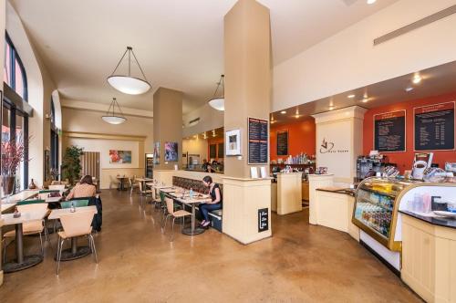 레스토랑, 더 픽위크 호텔 (The Pickwick Hotel) in 샌프란시스코 (CA) 레스토랑, 더 픽위크 호텔 (The Pickwick Hotel) in 샌프란시스코 (CA)