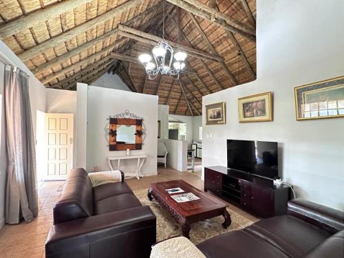 @The Drakens Lodge in Hoedspruit @The Drakens Lodge in Hoedspruit