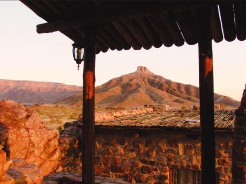 Widok, Mount Canyon Guest Farm in Keetmanshoop Widok, Mount Canyon Guest Farm in Keetmanshoop