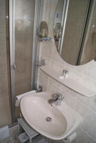 This photo about Hotel Zur Traube shared on HyHotel.com