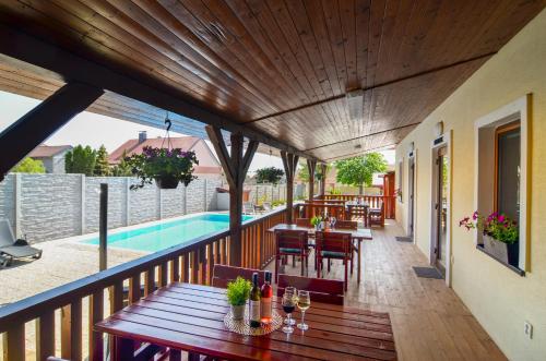 扎耶查克旅館 (Penzion Zajecak) in 德漢斯歐芬 扎耶查克旅館 (Penzion Zajecak) in 德漢斯歐芬