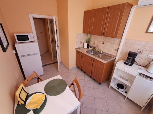 Dapur, Hanna Apartman 1-2 in Koszeg Dapur, Hanna Apartman 1-2 in Koszeg