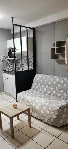 "Charmant"studio avec balcon in לקסאו "Charmant"studio avec balcon in לקסאו