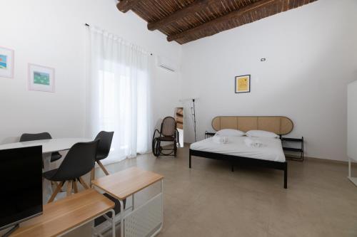 Tofa Apartments By Dimorra