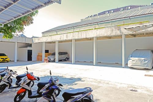 Urbanview MJ House Syariah Bandung in Soekarno Hatta Bypass Urbanview MJ House Syariah Bandung in Soekarno Hatta Bypass