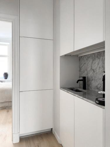 Kitchen, Newly renovated Flat in Ullanlinna in Ullanlinna Kitchen, Newly renovated Flat in Ullanlinna in Ullanlinna