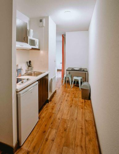 Zenao Appart Hôtel Nevers Quai de Loire (Zenao Appart Hotel Nevers Quai de Loire) in Nevers Zenao Appart Hôtel Nevers Quai de Loire (Zenao Appart Hotel Nevers Quai de Loire) in Nevers