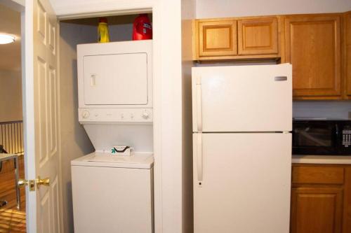 Golf view family friendly 3 bed room Bridgewater apt close to Bridgewater Mall in Bridgewater (New Jersey) Golf view family friendly 3 bed room Bridgewater apt close to Bridgewater Mall in Bridgewater (New Jersey)