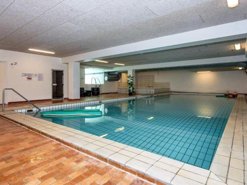 Swimming pool, 5 person holiday home on a holiday park in Glesborg in Glesborg Swimming pool, 5 person holiday home on a holiday park in Glesborg in Glesborg