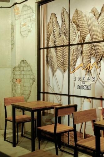 Balcony/terrace, Lyn Urban by Atmosfera in Bulu Balcony/terrace, Lyn Urban by Atmosfera in Bulu