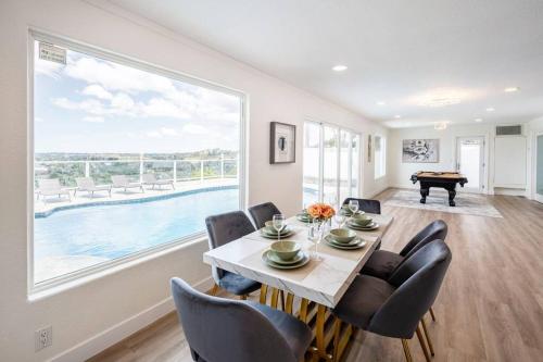 Facilities, San Diego Luxury Getaway - Only 15 min to Downtown in Allied Gardens Facilities, San Diego Luxury Getaway - Only 15 min to Downtown in Allied Gardens