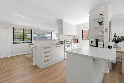 Indigo Pet Friendly 5 Mins Walk to Bay in Callala Bay Indigo Pet Friendly 5 Mins Walk to Bay in Callala Bay