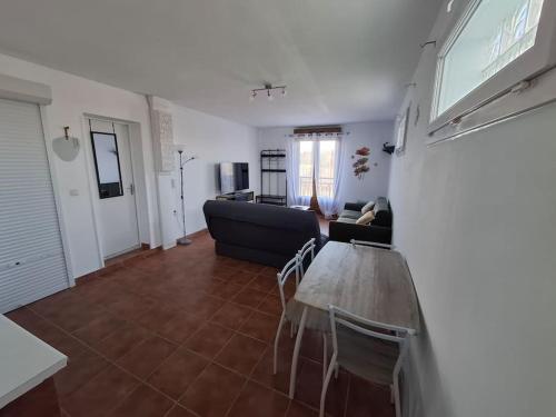 Létesítmények, le gîte de Gabriel - studio (le gite de Gabriel - studio) in Saint-Martin-D'Ablois Létesítmények, le gîte de Gabriel - studio (le gite de Gabriel - studio) in Saint-Martin-D'Ablois