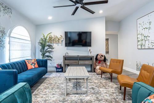 Miami amazing location, Luxury & Spacious, Large pool, BBQ, Game room, Pool in Country Walk Miami amazing location, Luxury & Spacious, Large pool, BBQ, Game room, Pool in Country Walk